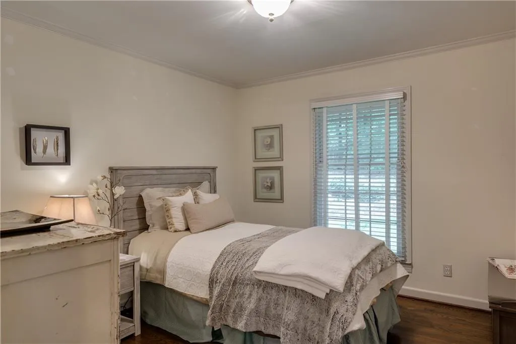 500 Mount Vernon Highway, Sandy Springs, Georgia 30327, 3 Bedrooms Bedrooms, ,2 BathroomsBathrooms,Residential,Sold,500 Mount Vernon Highway,6530996