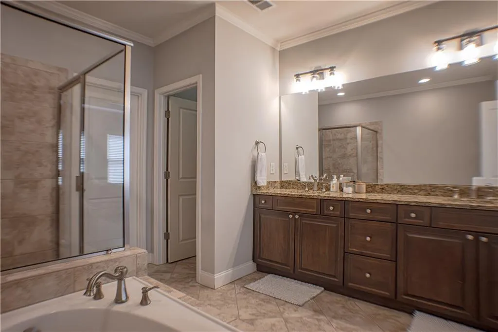 546 Sarabrook Place, Sandy Springs, Georgia 30342, 4 Bedrooms Bedrooms, ,4 BathroomsBathrooms,Residential,For Sale,546 Sarabrook Place,7742912