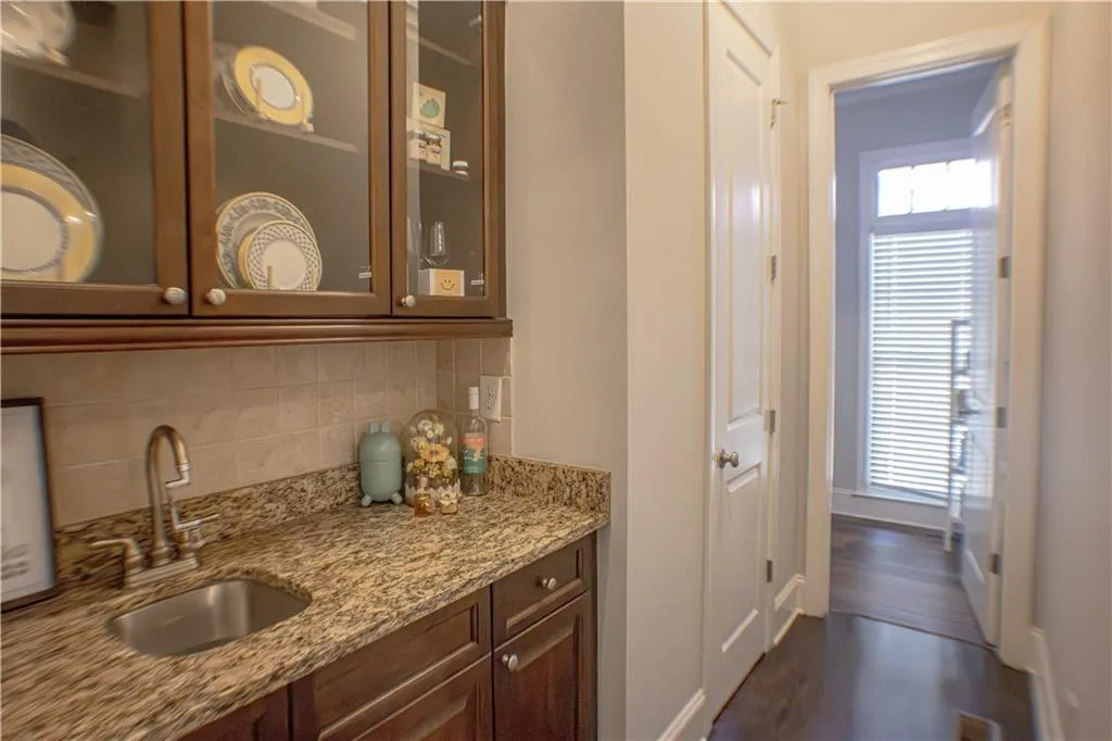546 Sarabrook Place, Sandy Springs, Georgia 30342, 4 Bedrooms Bedrooms, ,4 BathroomsBathrooms,Residential,For Sale,546 Sarabrook Place,7742912