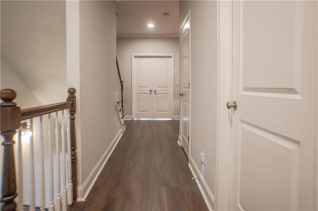 546 Sarabrook Place, Sandy Springs, Georgia 30342, 4 Bedrooms Bedrooms, ,4 BathroomsBathrooms,Residential,For Sale,546 Sarabrook Place,7742912