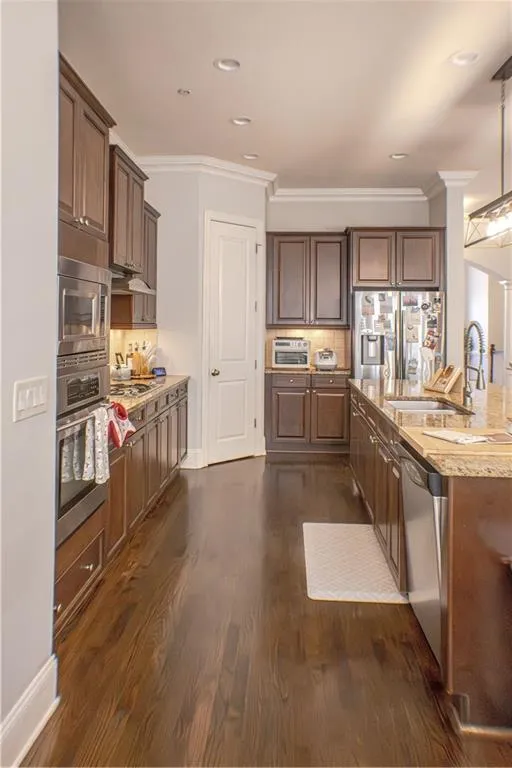 546 Sarabrook Place, Sandy Springs, Georgia 30342, 4 Bedrooms Bedrooms, ,4 BathroomsBathrooms,Residential,For Sale,546 Sarabrook Place,7742912