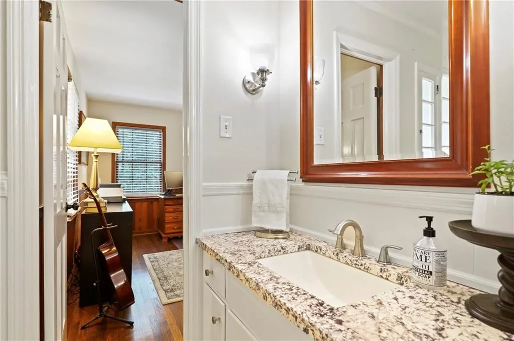 6785 Brandon Mill Road, Sandy Springs, Georgia 30328, 4 Bedrooms Bedrooms, ,2 BathroomsBathrooms,Residential,Sold,6785 Brandon Mill Road,6903130