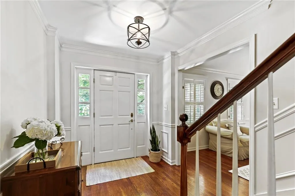 6785 Brandon Mill Road, Sandy Springs, Georgia 30328, 4 Bedrooms Bedrooms, ,2 BathroomsBathrooms,Residential,Sold,6785 Brandon Mill Road,6903130