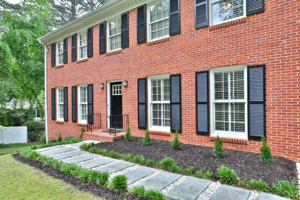 25 Brandon Ridge Drive, Sandy Springs, Georgia 30328, 4 Bedrooms Bedrooms, ,3 BathroomsBathrooms,Residential,Sold,25 Brandon Ridge Drive,6506187