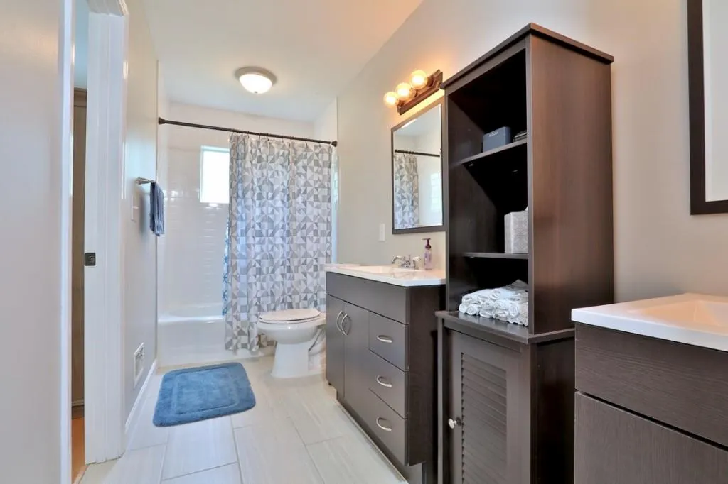 25 Brandon Ridge Drive, Sandy Springs, Georgia 30328, 4 Bedrooms Bedrooms, ,3 BathroomsBathrooms,Residential,Sold,25 Brandon Ridge Drive,6506187