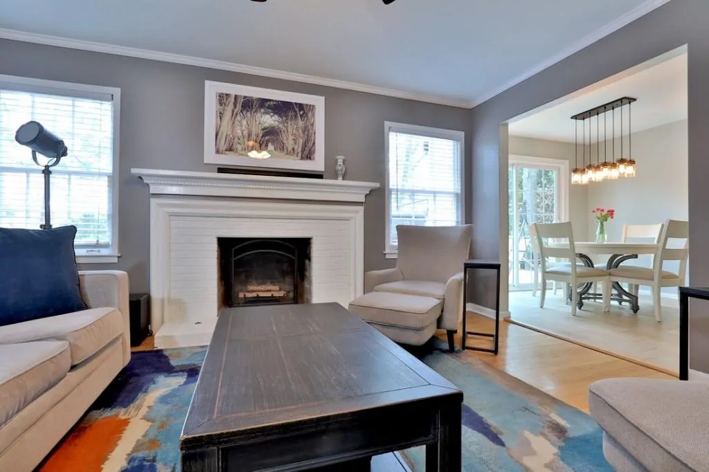 25 Brandon Ridge Drive, Sandy Springs, Georgia 30328, 4 Bedrooms Bedrooms, ,3 BathroomsBathrooms,Residential,Sold,25 Brandon Ridge Drive,6506187