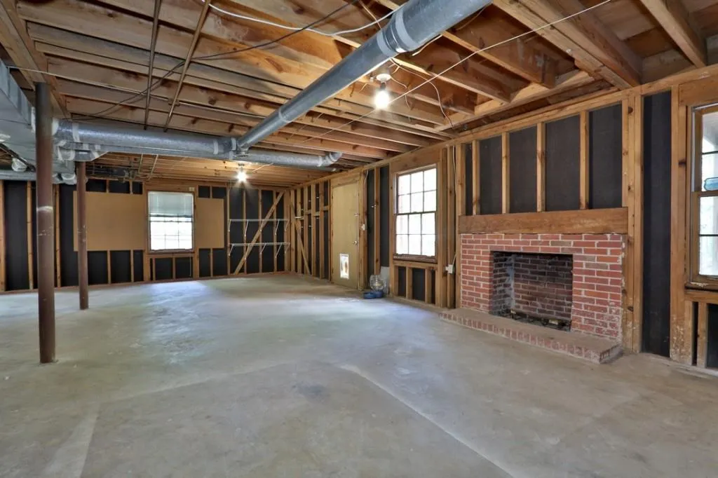 25 Brandon Ridge Drive, Sandy Springs, Georgia 30328, 4 Bedrooms Bedrooms, ,3 BathroomsBathrooms,Residential,Sold,25 Brandon Ridge Drive,6506187