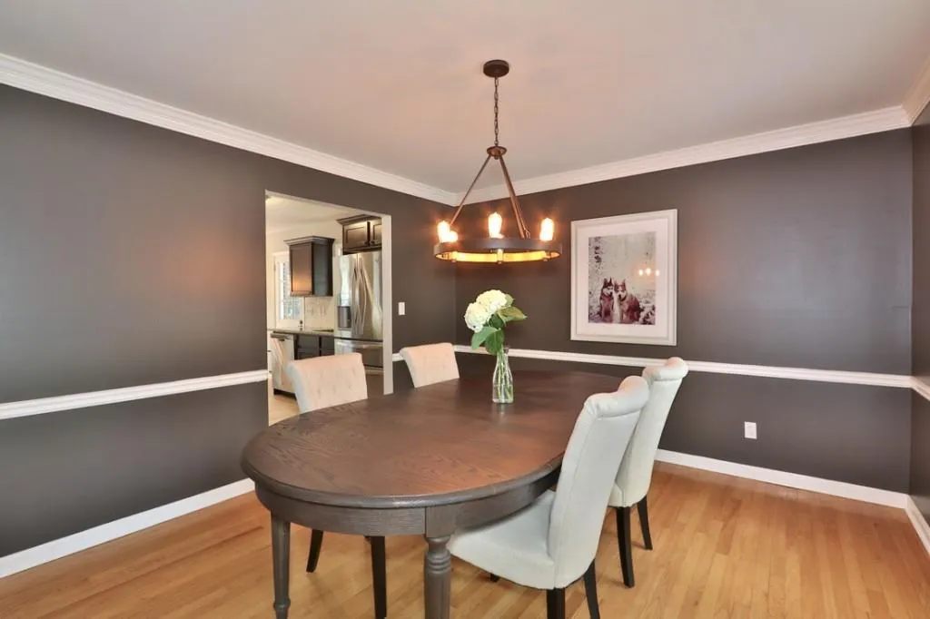 25 Brandon Ridge Drive, Sandy Springs, Georgia 30328, 4 Bedrooms Bedrooms, ,3 BathroomsBathrooms,Residential,Sold,25 Brandon Ridge Drive,6506187