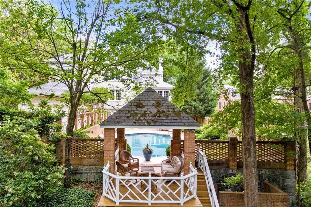 3134 Arden Road Nw, Atlanta, Georgia 30305, 5 Bedrooms Bedrooms, ,6 BathroomsBathrooms,Residential,Sold,3134 Arden Road Nw,5956724