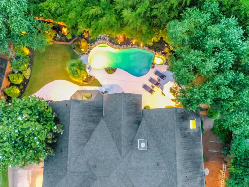 135 Bayvale Court, Atlanta, Georgia 30328, 3 Bedrooms Bedrooms, ,3 BathroomsBathrooms,Residential,Sold,135 Bayvale Court,6745654
