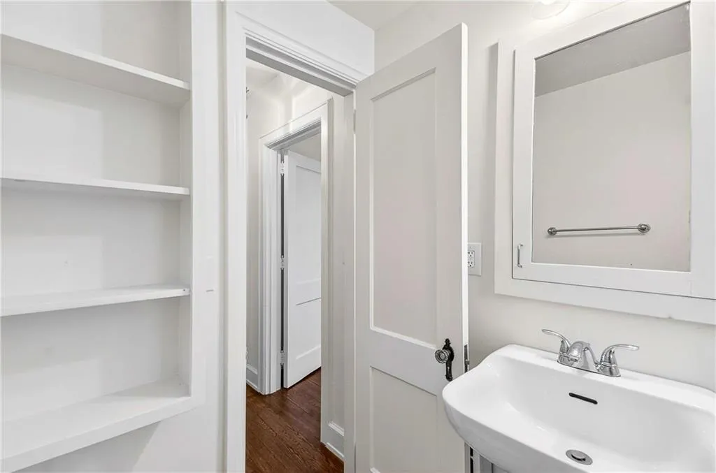 1765 Peachtree Street Nw Unit 2g, Atlanta, Georgia 30309, 1 Bedroom Bedrooms, 0 ,1 BathroomBathrooms,Residential,For Sale,1765 Peachtree Street Nw Unit 2g,7721635