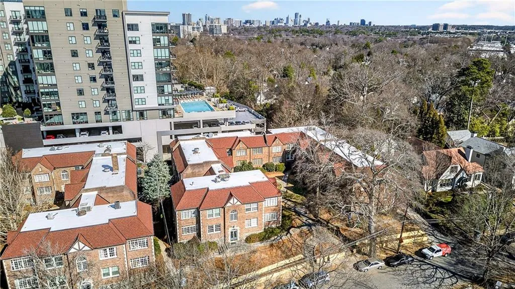 1765 Peachtree Street Nw Unit 2g, Atlanta, Georgia 30309, 1 Bedroom Bedrooms, 0 ,1 BathroomBathrooms,Residential,For Sale,1765 Peachtree Street Nw Unit 2g,7721635