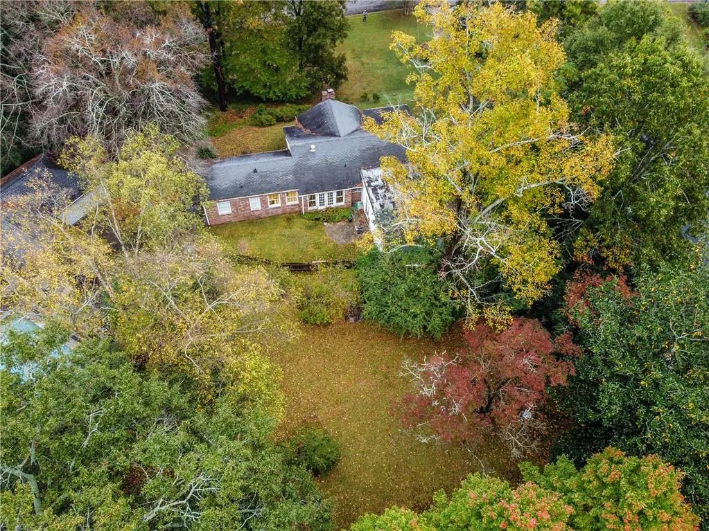 6430 Vernon Woods Drive, Sandy Springs, Georgia 30328, 3 Bedrooms Bedrooms, ,2 BathroomsBathrooms,Residential,Sold,6430 Vernon Woods Drive,7131497