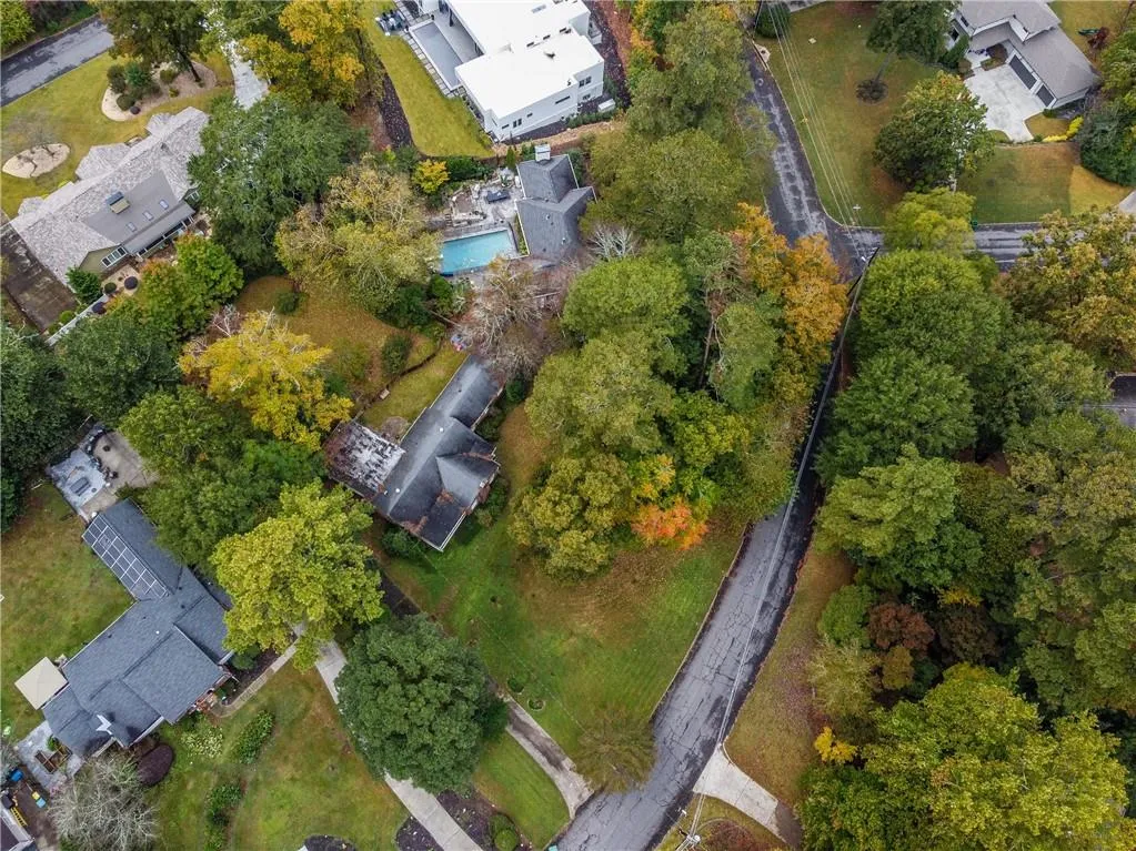 6430 Vernon Woods Drive, Sandy Springs, Georgia 30328, 3 Bedrooms Bedrooms, ,2 BathroomsBathrooms,Residential,Sold,6430 Vernon Woods Drive,7131497