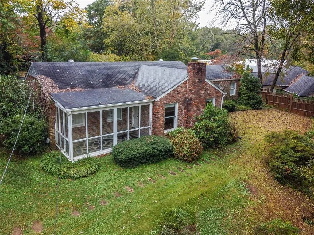 6430 Vernon Woods Drive, Sandy Springs, Georgia 30328, 3 Bedrooms Bedrooms, ,2 BathroomsBathrooms,Residential,Sold,6430 Vernon Woods Drive,7131497