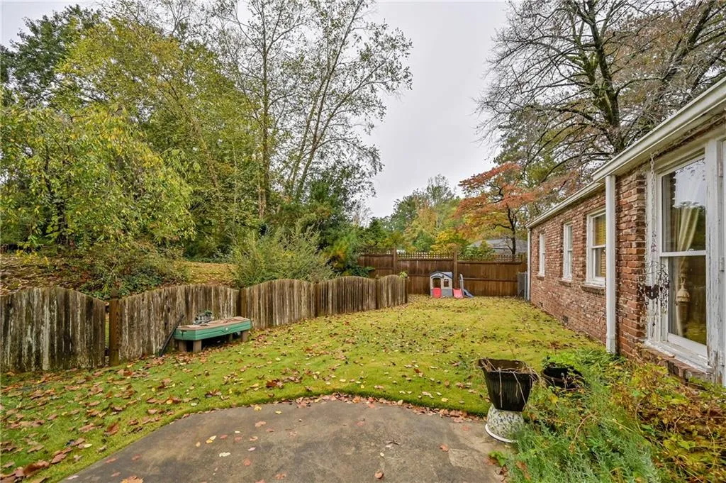 6430 Vernon Woods Drive, Sandy Springs, Georgia 30328, 3 Bedrooms Bedrooms, ,2 BathroomsBathrooms,Residential,Sold,6430 Vernon Woods Drive,7131497