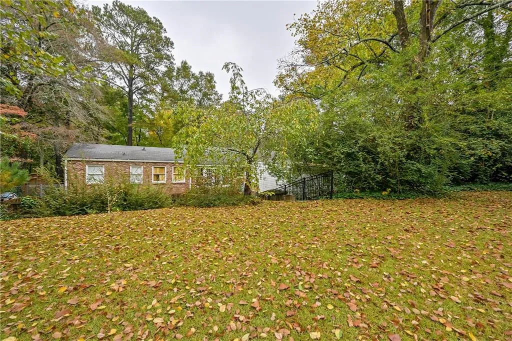 6430 Vernon Woods Drive, Sandy Springs, Georgia 30328, 3 Bedrooms Bedrooms, ,2 BathroomsBathrooms,Residential,Sold,6430 Vernon Woods Drive,7131497