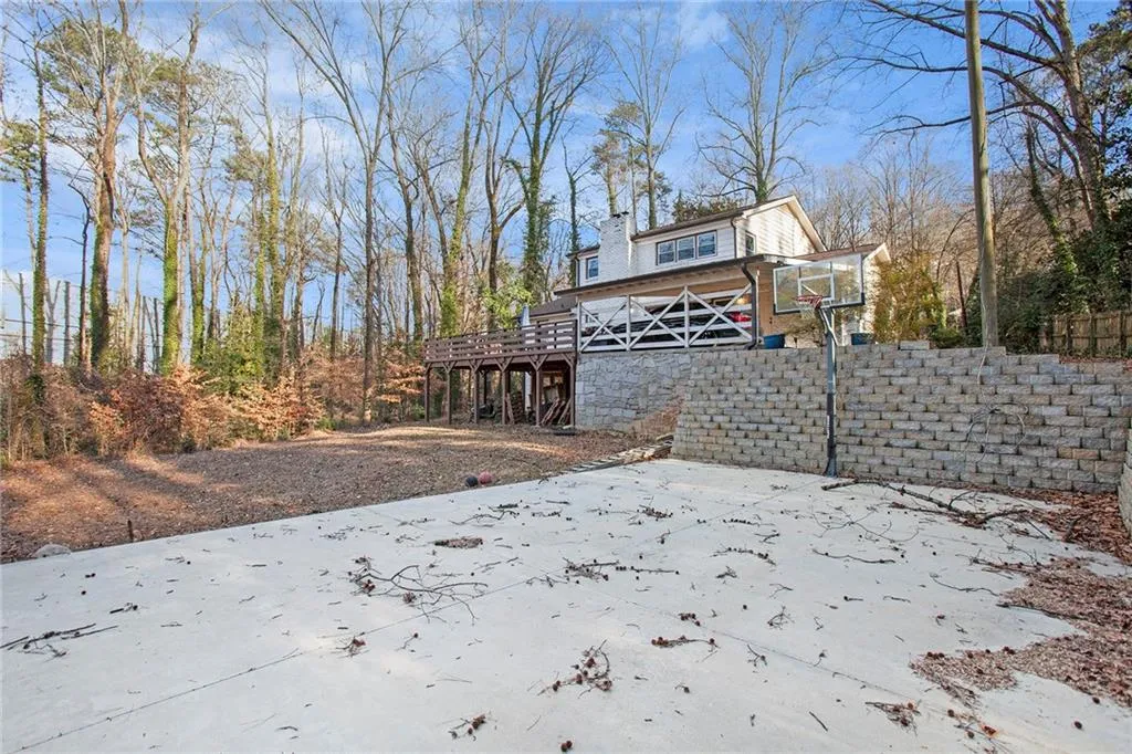 5664 Colton Drive, Atlanta, Georgia 30342, 4 Bedrooms Bedrooms, ,2 BathroomsBathrooms,Residential,Sold,5664 Colton Drive,7536299