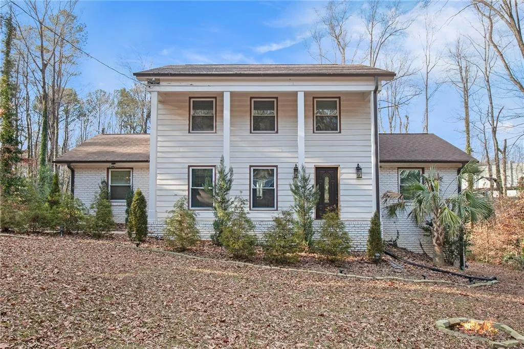 5664 Colton Drive, Atlanta, Georgia 30342, 4 Bedrooms Bedrooms, ,2 BathroomsBathrooms,Residential,Sold,5664 Colton Drive,7536299