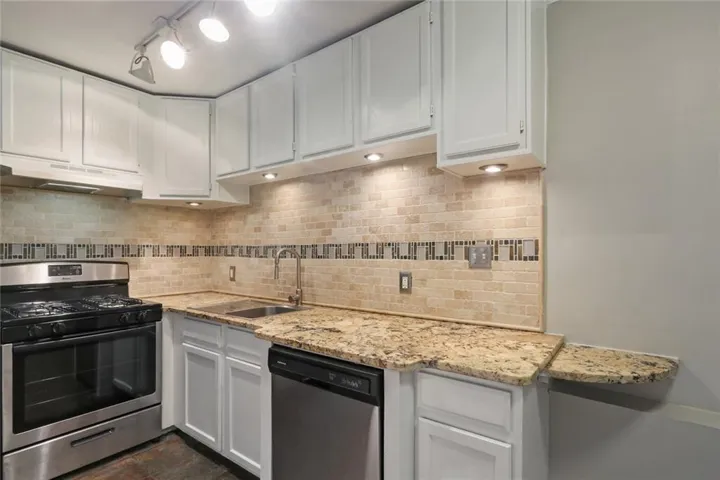 880 Glendale Terrace Ne Unit 5, Atlanta, Georgia 30308