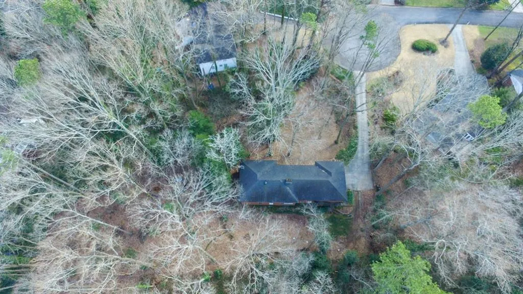 840 Starlight Circle, Sandy Springs, Georgia 30342, 4 Bedrooms Bedrooms, ,3 BathroomsBathrooms,Residential,Sold,840 Starlight Circle,6882997