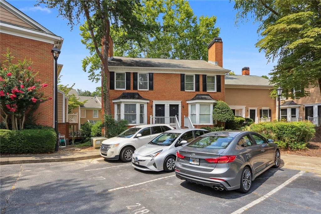 7500 Roswell Road Unit 106, Sandy Springs, Georgia 30350, 2 Bedrooms Bedrooms, ,2 BathroomsBathrooms,Residential,Sold,7500 Roswell Road Unit 106,7253707