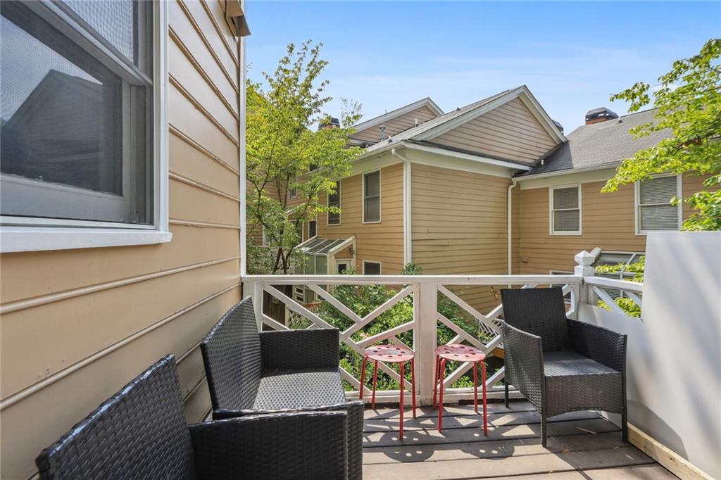 7500 Roswell Road Unit 106, Sandy Springs, Georgia 30350, 2 Bedrooms Bedrooms, ,2 BathroomsBathrooms,Residential,Sold,7500 Roswell Road Unit 106,7253707