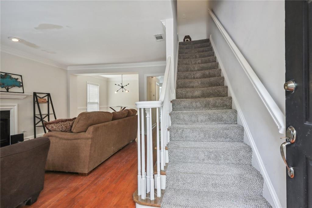 7500 Roswell Road Unit 106, Sandy Springs, Georgia 30350, 2 Bedrooms Bedrooms, ,2 BathroomsBathrooms,Residential,Sold,7500 Roswell Road Unit 106,7253707