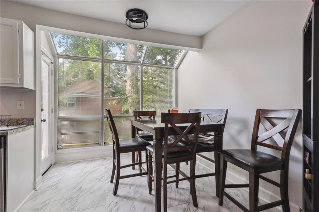 7500 Roswell Road Unit 106, Sandy Springs, Georgia 30350, 2 Bedrooms Bedrooms, ,2 BathroomsBathrooms,Residential,Sold,7500 Roswell Road Unit 106,7253707