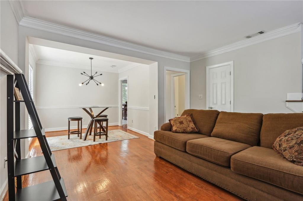 7500 Roswell Road Unit 106, Sandy Springs, Georgia 30350, 2 Bedrooms Bedrooms, ,2 BathroomsBathrooms,Residential,Sold,7500 Roswell Road Unit 106,7253707