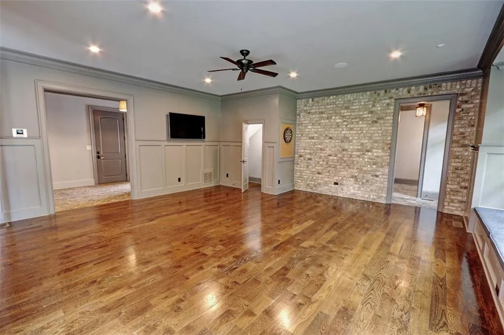 1178 Chambord Way Ne, Brookhaven, Georgia 30319, 7 Bedrooms Bedrooms, ,6 BathroomsBathrooms,Residential,For Sale,1178 Chambord Way Ne,7590974