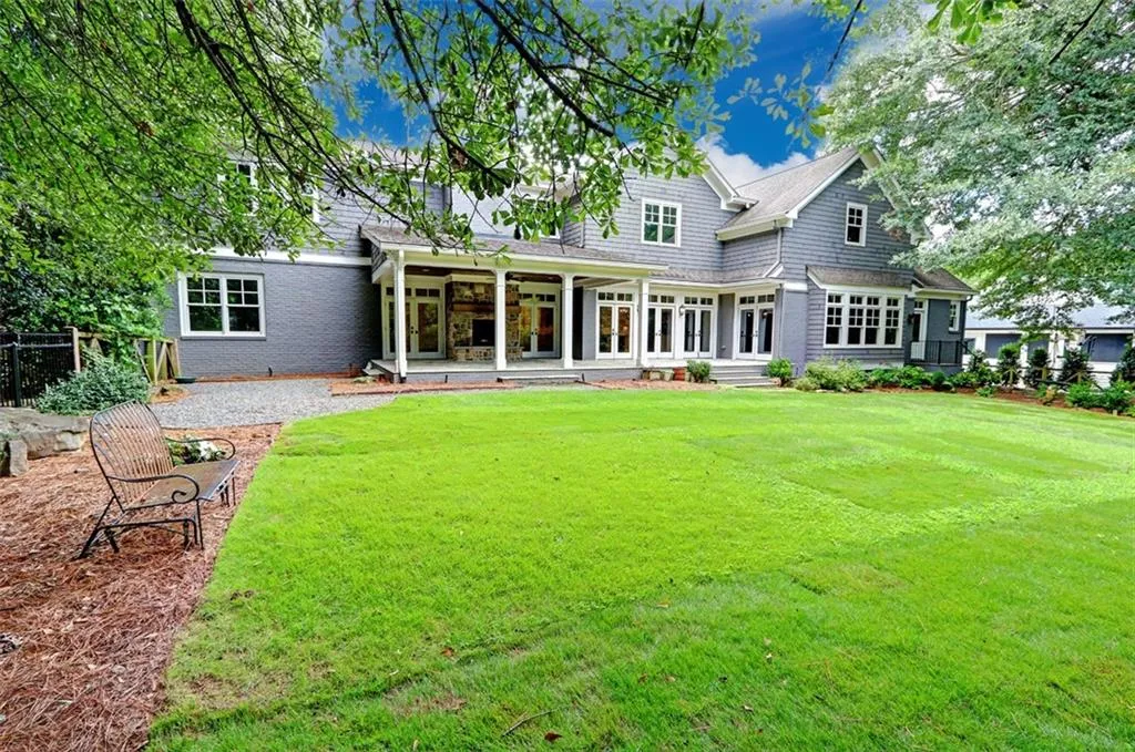 1178 Chambord Way Ne, Brookhaven, Georgia 30319, 7 Bedrooms Bedrooms, ,6 BathroomsBathrooms,Residential,For Sale,1178 Chambord Way Ne,7590974
