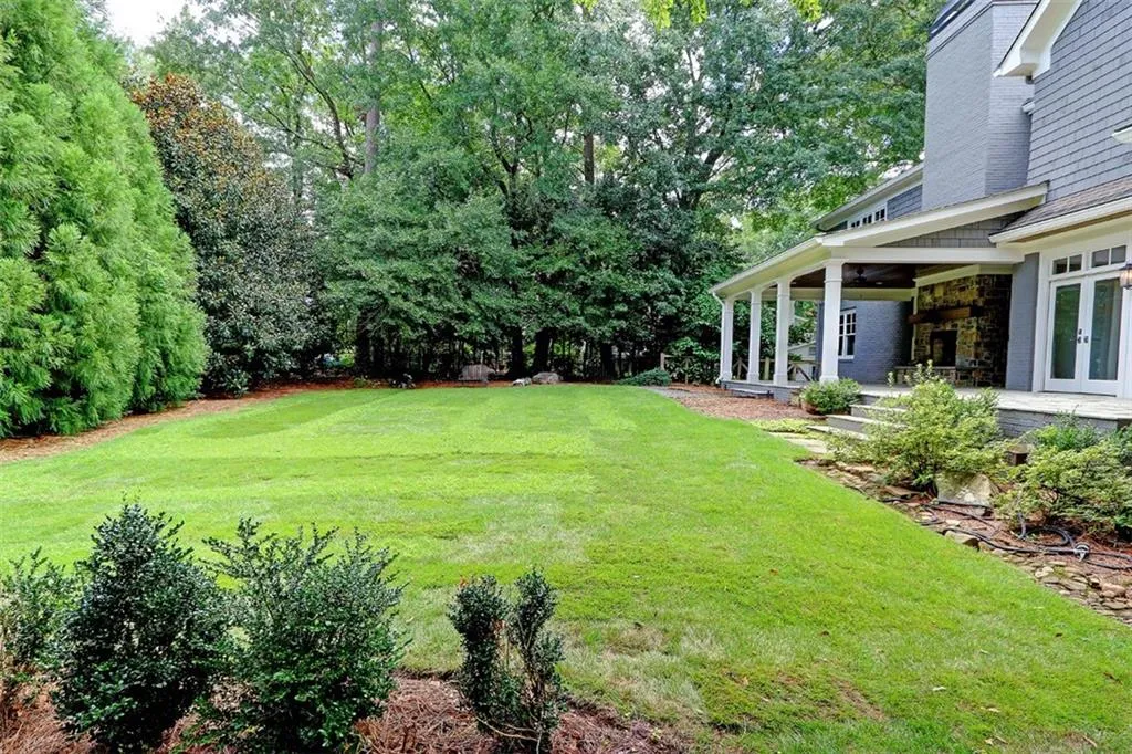 1178 Chambord Way Ne, Brookhaven, Georgia 30319, 7 Bedrooms Bedrooms, ,6 BathroomsBathrooms,Residential,For Sale,1178 Chambord Way Ne,7590974