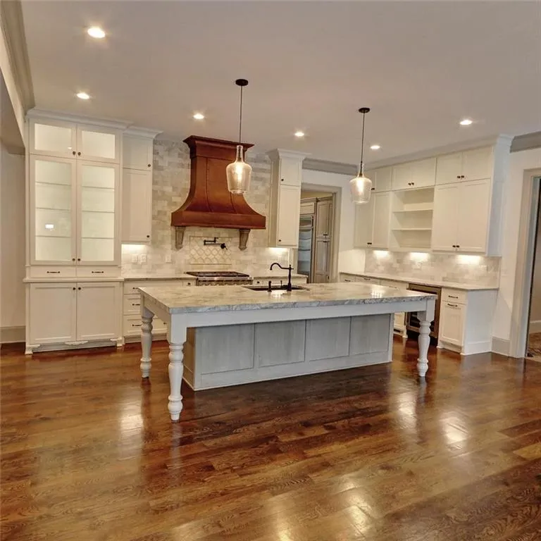 1178 Chambord Way Ne, Brookhaven, Georgia 30319, 7 Bedrooms Bedrooms, ,6 BathroomsBathrooms,Residential,For Sale,1178 Chambord Way Ne,7590974