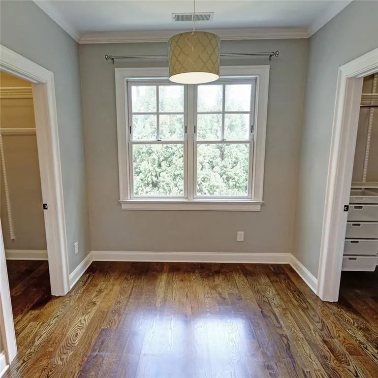 1178 Chambord Way Ne, Brookhaven, Georgia 30319, 7 Bedrooms Bedrooms, ,6 BathroomsBathrooms,Residential,For Sale,1178 Chambord Way Ne,7590974