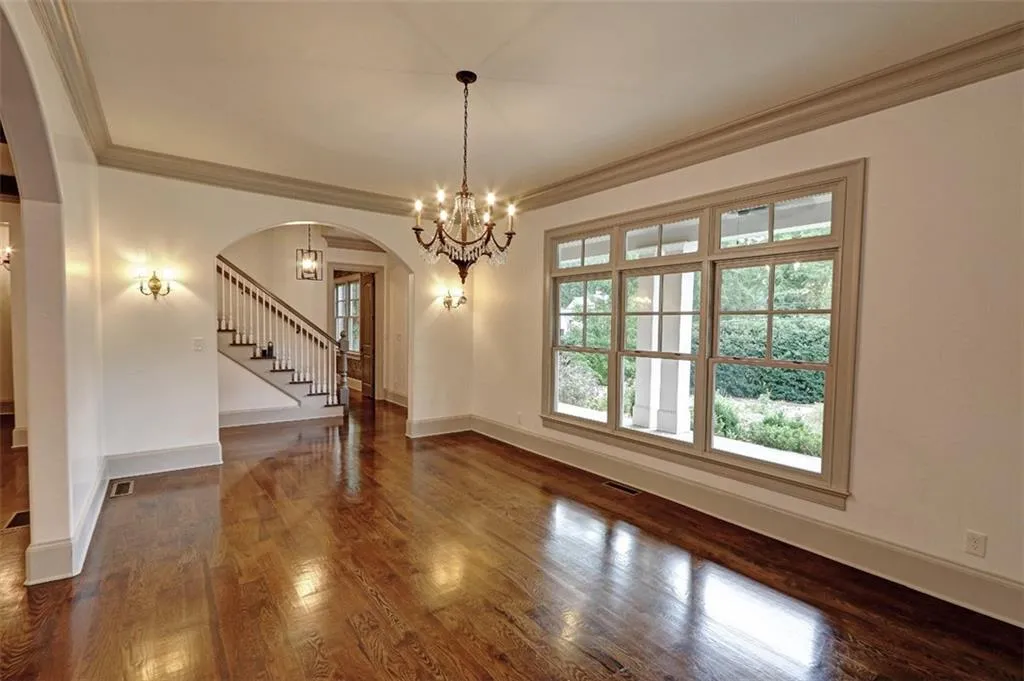 1178 Chambord Way Ne, Brookhaven, Georgia 30319, 7 Bedrooms Bedrooms, ,6 BathroomsBathrooms,Residential,For Sale,1178 Chambord Way Ne,7590974
