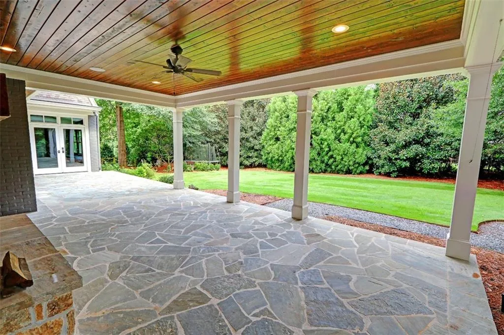 1178 Chambord Way Ne, Brookhaven, Georgia 30319, 7 Bedrooms Bedrooms, ,6 BathroomsBathrooms,Residential,For Sale,1178 Chambord Way Ne,7590974