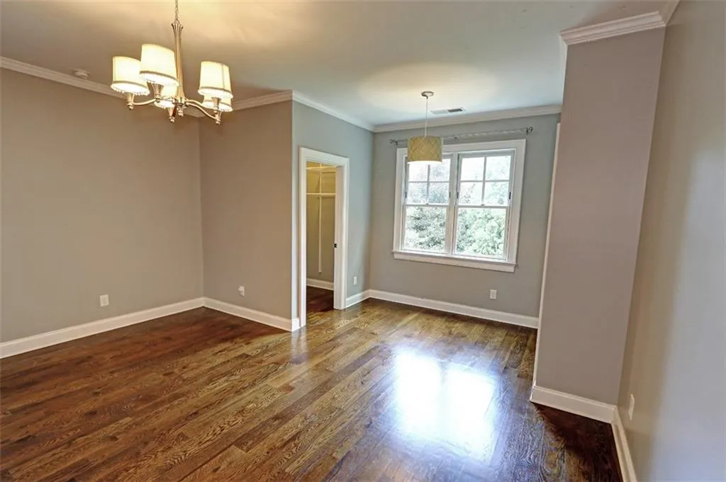 1178 Chambord Way Ne, Brookhaven, Georgia 30319, 7 Bedrooms Bedrooms, ,6 BathroomsBathrooms,Residential,For Sale,1178 Chambord Way Ne,7590974