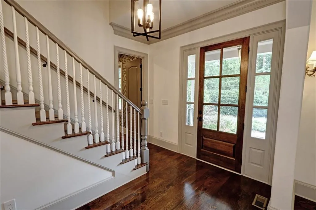 1178 Chambord Way Ne, Brookhaven, Georgia 30319, 7 Bedrooms Bedrooms, ,6 BathroomsBathrooms,Residential,For Sale,1178 Chambord Way Ne,7590974
