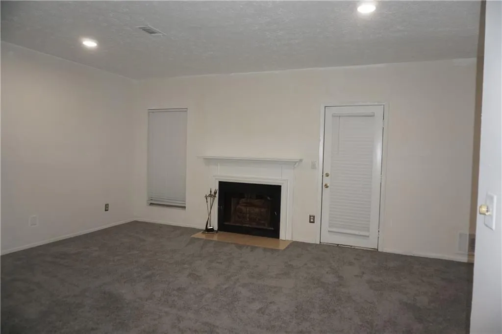 504 Wedgewood Way, Sandy Springs, Georgia 30350, 2 Bedrooms Bedrooms, ,2 BathroomsBathrooms,Residential,Sold,504 Wedgewood Way,6764738