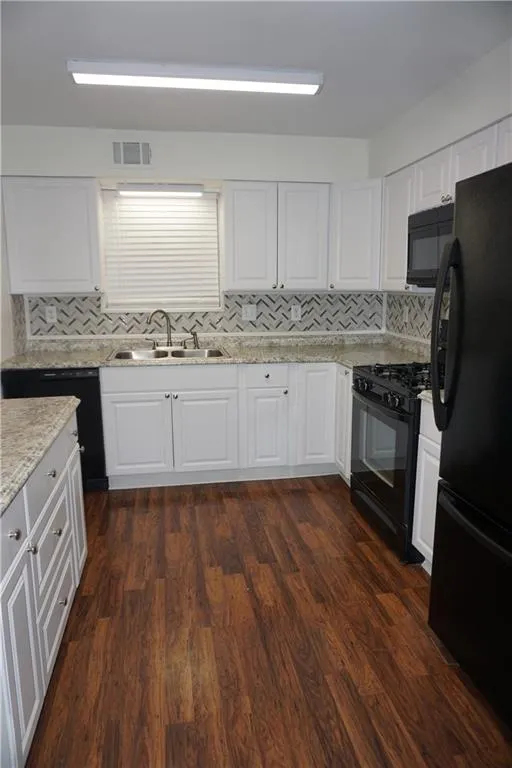 504 Wedgewood Way, Sandy Springs, Georgia 30350, 2 Bedrooms Bedrooms, ,2 BathroomsBathrooms,Residential,Sold,504 Wedgewood Way,6764738
