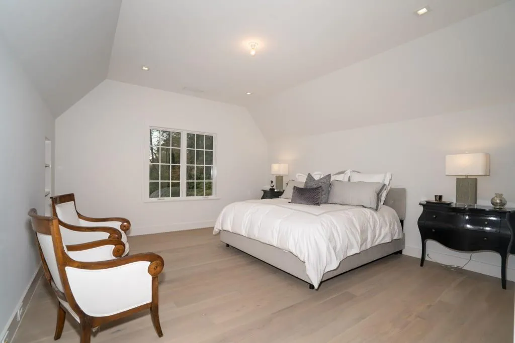 4560 Peachtree Dunwoody Road Ne, Sandy Springs, Georgia 30342, 5 Bedrooms Bedrooms, ,5 BathroomsBathrooms,Residential,Sold,4560 Peachtree Dunwoody Road Ne,6559803