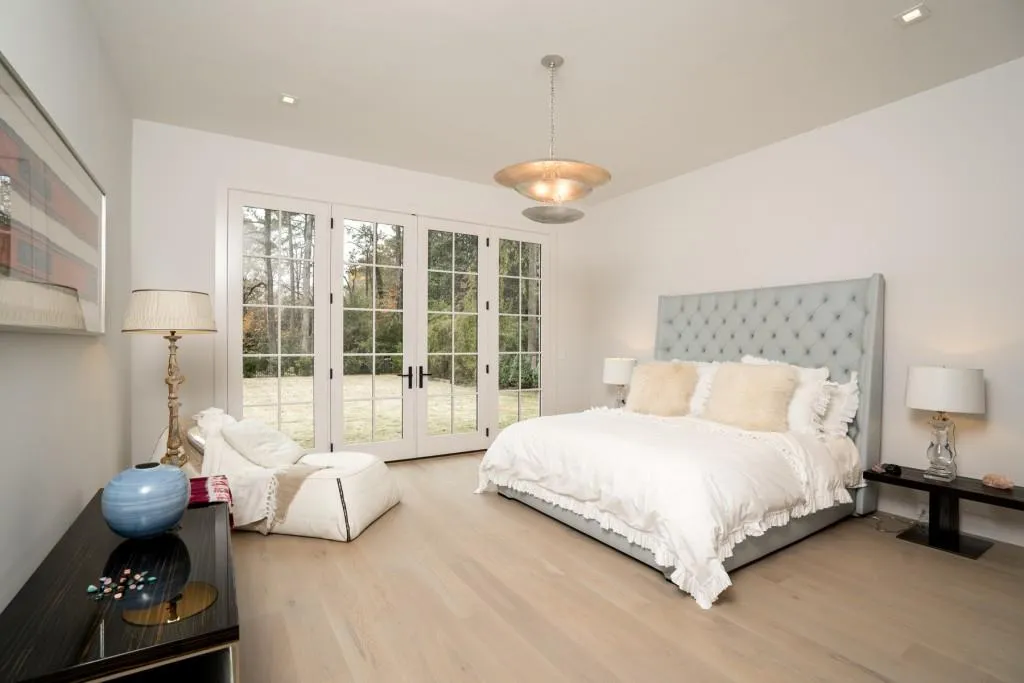 4560 Peachtree Dunwoody Road Ne, Sandy Springs, Georgia 30342, 5 Bedrooms Bedrooms, ,5 BathroomsBathrooms,Residential,Sold,4560 Peachtree Dunwoody Road Ne,6559803