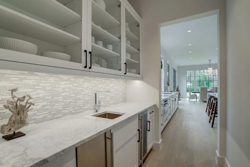 4560 Peachtree Dunwoody Road Ne, Sandy Springs, Georgia 30342, 5 Bedrooms Bedrooms, ,5 BathroomsBathrooms,Residential,Sold,4560 Peachtree Dunwoody Road Ne,6559803