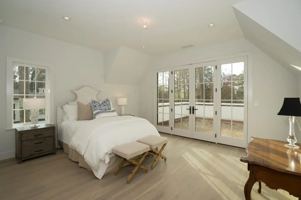 4560 Peachtree Dunwoody Road Ne, Sandy Springs, Georgia 30342, 5 Bedrooms Bedrooms, ,5 BathroomsBathrooms,Residential,Sold,4560 Peachtree Dunwoody Road Ne,6559803
