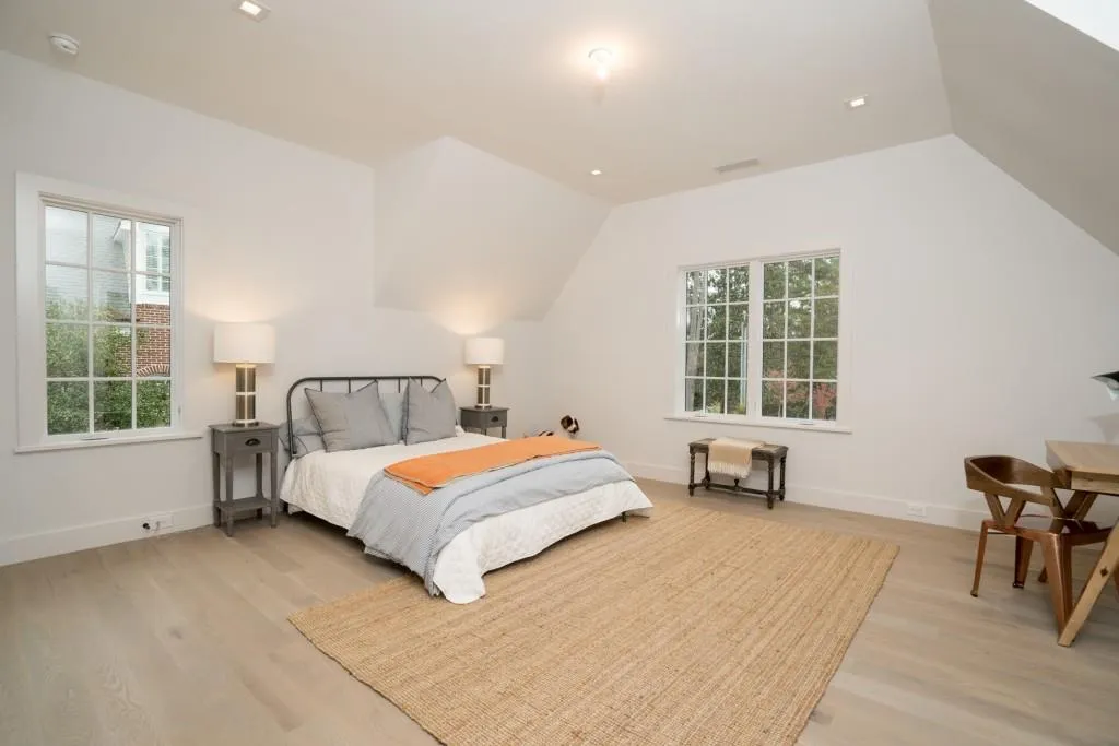 4560 Peachtree Dunwoody Road Ne, Sandy Springs, Georgia 30342, 5 Bedrooms Bedrooms, ,5 BathroomsBathrooms,Residential,Sold,4560 Peachtree Dunwoody Road Ne,6559803