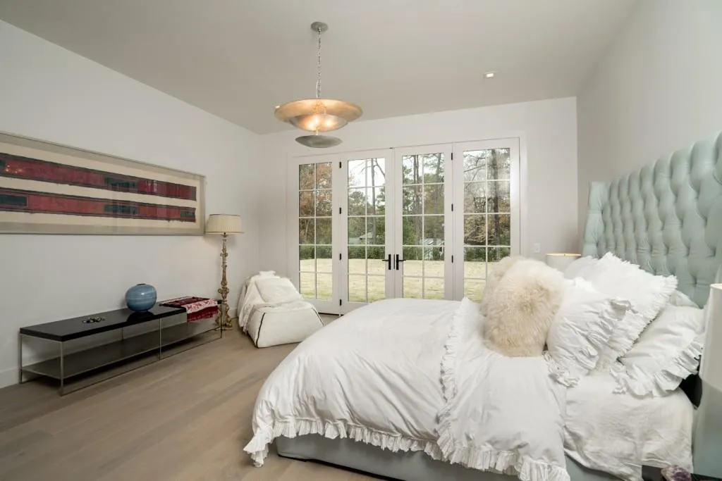4560 Peachtree Dunwoody Road Ne, Sandy Springs, Georgia 30342, 5 Bedrooms Bedrooms, ,5 BathroomsBathrooms,Residential,Sold,4560 Peachtree Dunwoody Road Ne,6559803