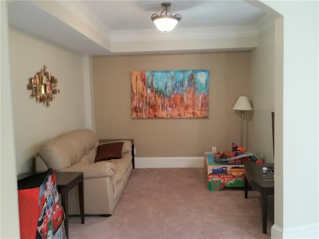 654 Windsor Parkway, Atlanta, Georgia 30342, 6 Bedrooms Bedrooms, ,5 BathroomsBathrooms,Residential,Sold,654 Windsor Parkway,5901360