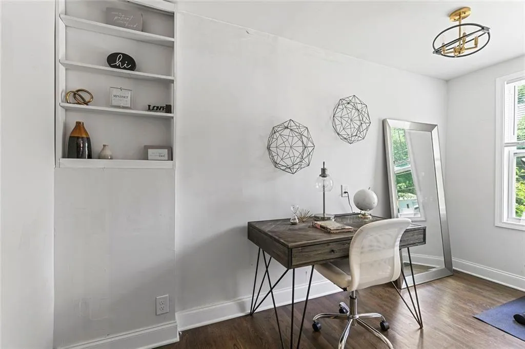 1472 North Avenue Northwest Avenue Nw, Atlanta, Georgia 30318, 3 Bedrooms Bedrooms, ,2 BathroomsBathrooms,Residential,For Sale,1472 North Avenue Northwest Avenue Nw,7623678
