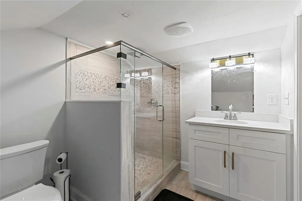 1472 North Avenue Northwest Avenue Nw, Atlanta, Georgia 30318, 3 Bedrooms Bedrooms, ,2 BathroomsBathrooms,Residential,For Sale,1472 North Avenue Northwest Avenue Nw,7623678